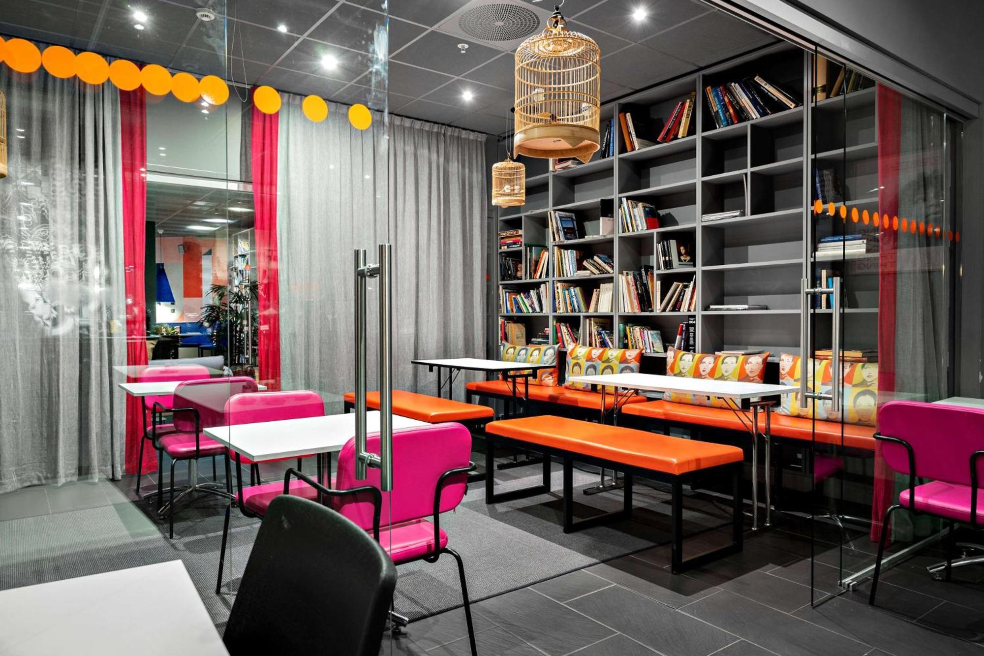 Hotel Aiden By Western 3*